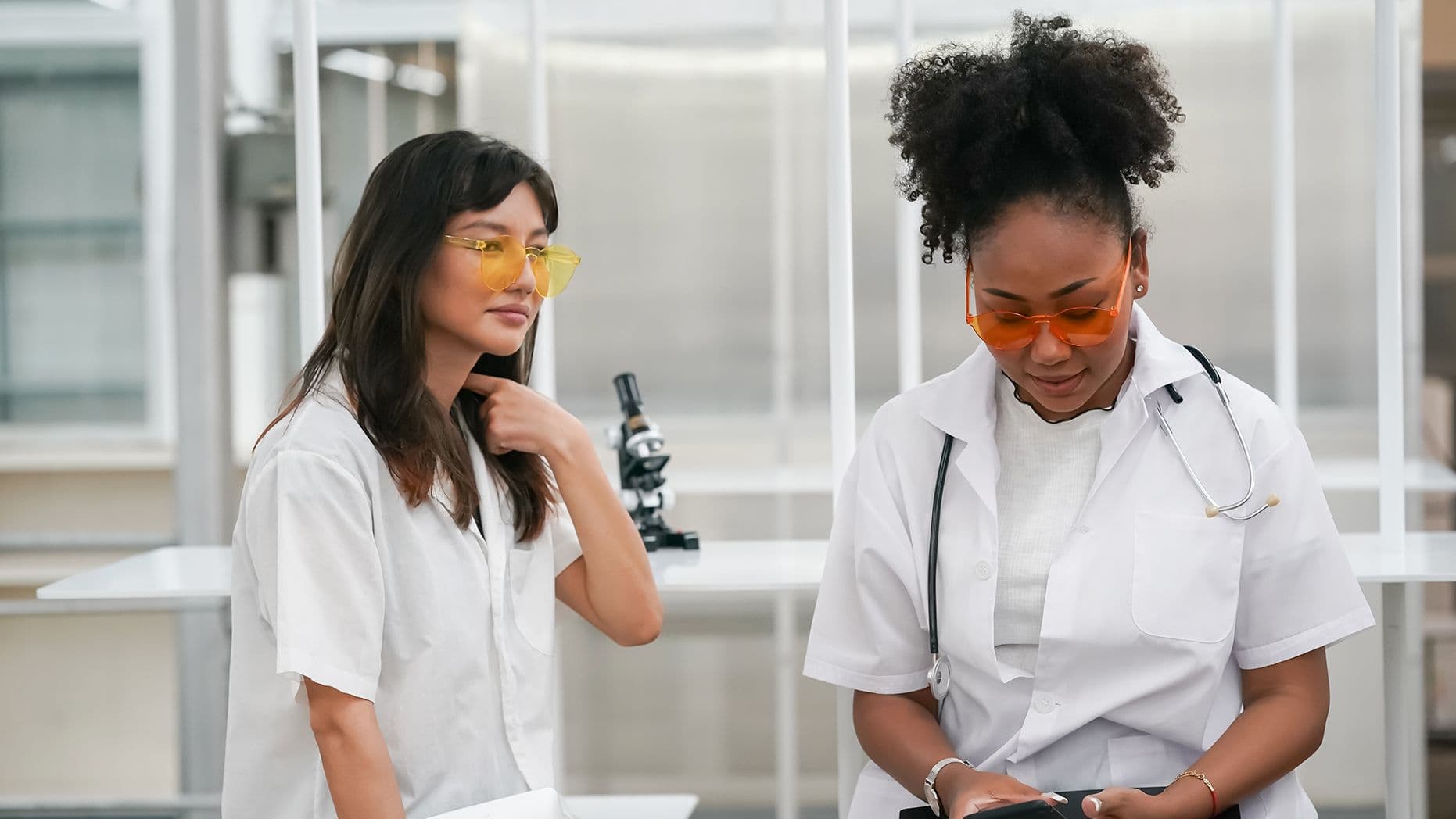 Síndrome del impostor en estudiantes de medicina: por qué ocurre y cómo gestionarlo